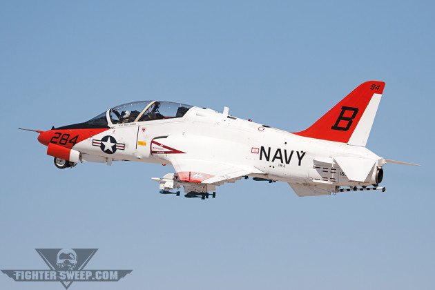 A McDonnell Douglas/British Aerospace T-45C Goshawk departs NAF El Centro, California. (Photo by Jason Hyatt)