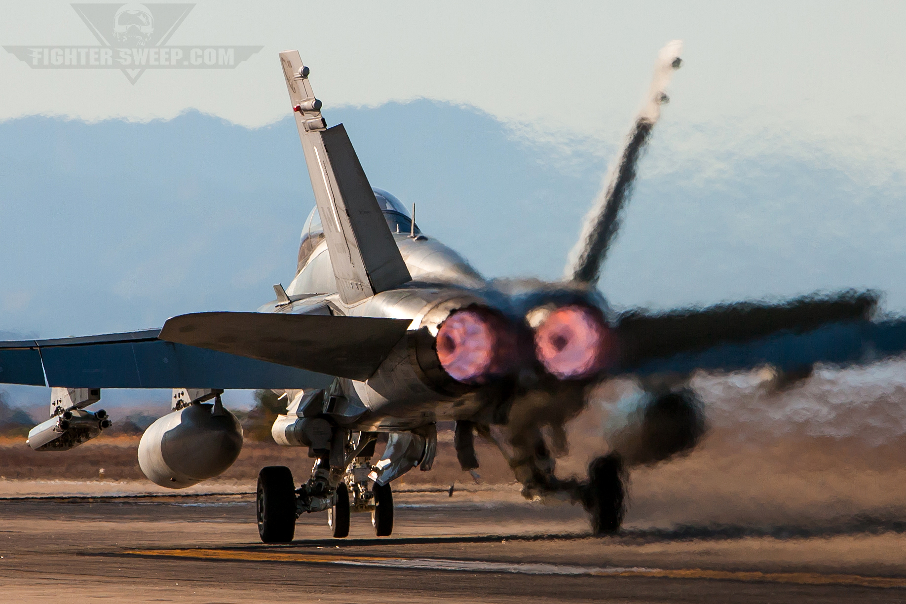 Burner Friday: Royal Canadian Air Force CF-18 Hornet! | Fighter Sweep