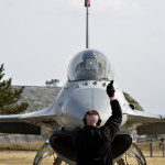 PACAF F-16 Demo Prepares For Season!