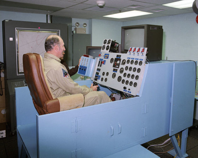 pilot_fitz_fulton_in_cid_simulator