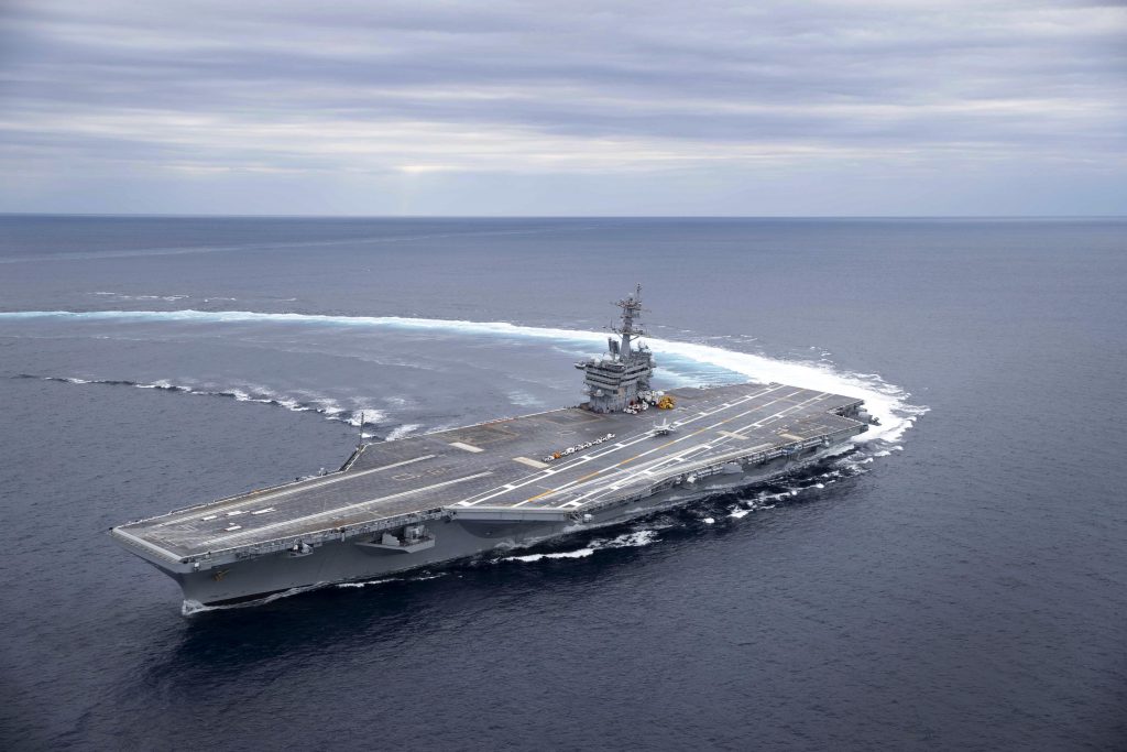 watch-uss-abraham-lincoln-cvn-72-shows-off-high-speed-turn