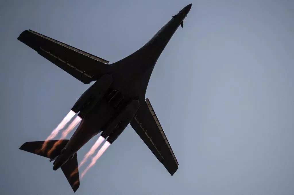 All US Air Force B-1B Lancers Grounded Due To Ejection Seat Defect ...